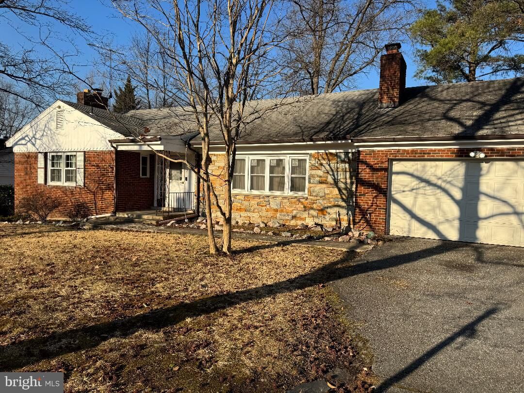 Property Photo: 7208 Kempton Road MD 20706