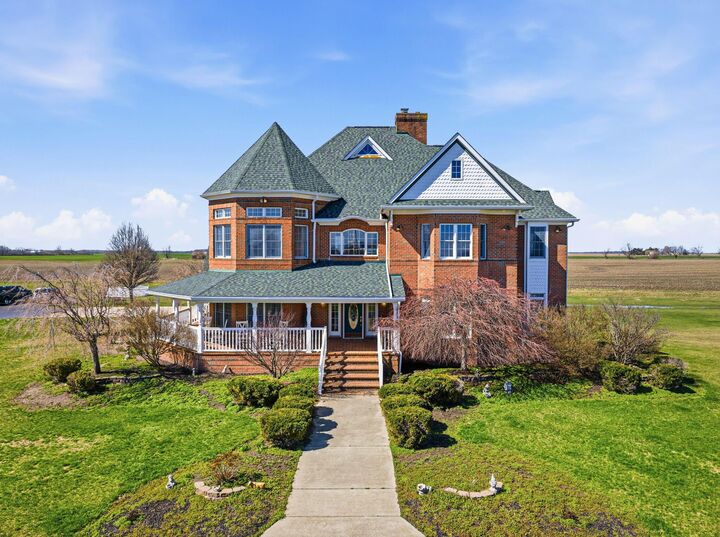 Property Photo:  14380 Prairie Pike  OH 43153 