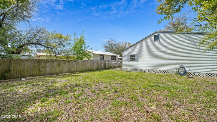 Property Photo:  808 1/2 Mulberry Avenue  FL 32401 