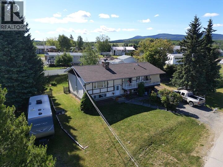 440 Simon Fraser Avenue — photo 1