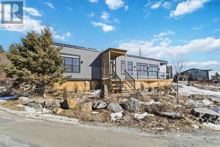 693 Masons Beach Road 11 — photo 1