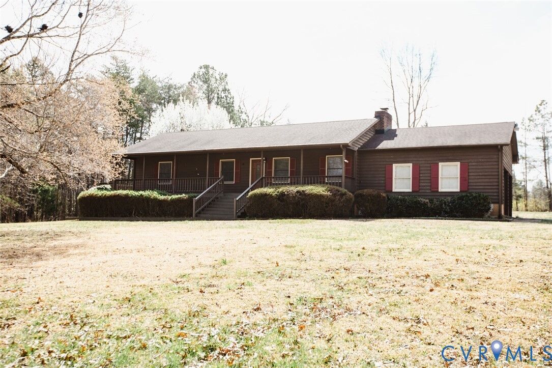 Property Photo:  111 Poplar Hill Drive  VA 23901 