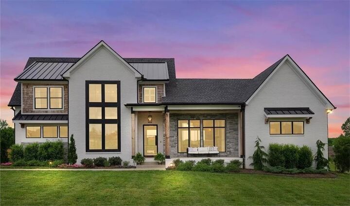 Property Photo:  450 Dix Lee On Drive  GA 30214 