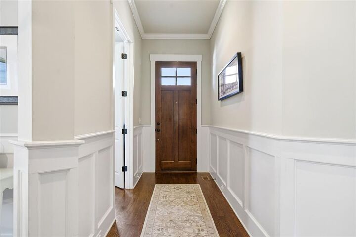 Property Photo: 1387 Southland Vista Court NE GA 30329