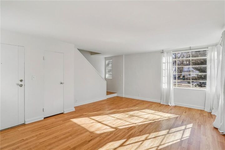 Property Photo: 1168 Briarcliff Road NE 3 GA 30306