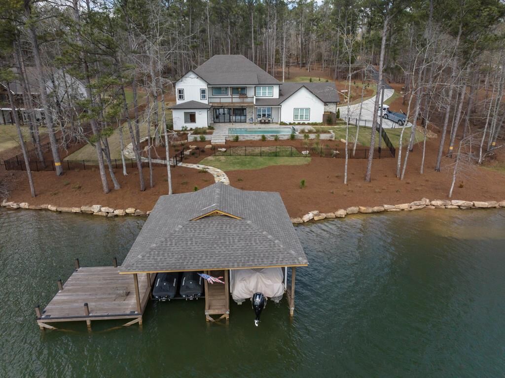 Property Photo: 597 Hinton Drive GA 31811