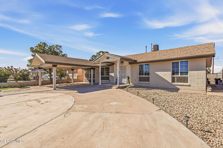 Property Photo:  349 Lucero Lane  TX 79907 