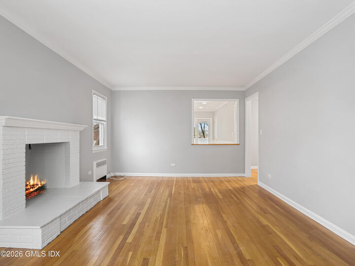 Property Photo:  12 Artic Street 1  CT 06830 