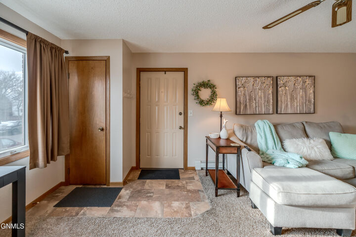 Property Photo:  1821 Grandview Lane S 5  ND 58503 