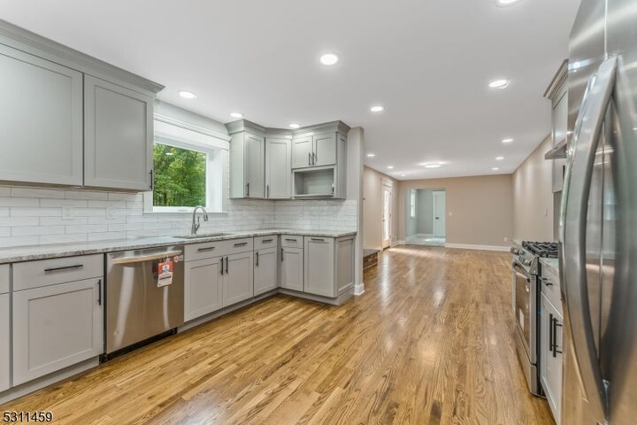 Property Photo: 56 Mountainside Rd NJ 07945