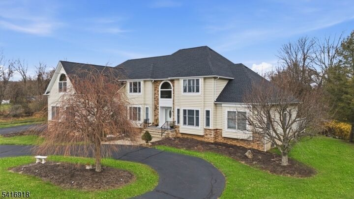 Property Photo: 3 Cole Ct NJ 08822