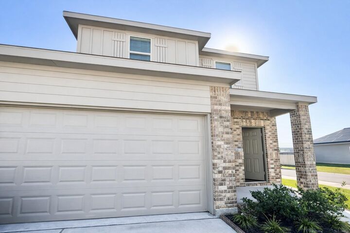 Property Photo:  1739 Royal Rim Drive  TX 77014 