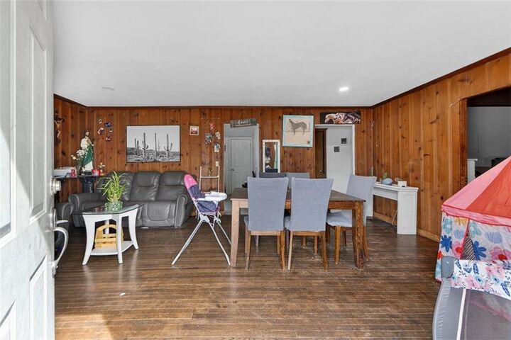 Property Photo: 3011 N 47th Terrace KS 66104