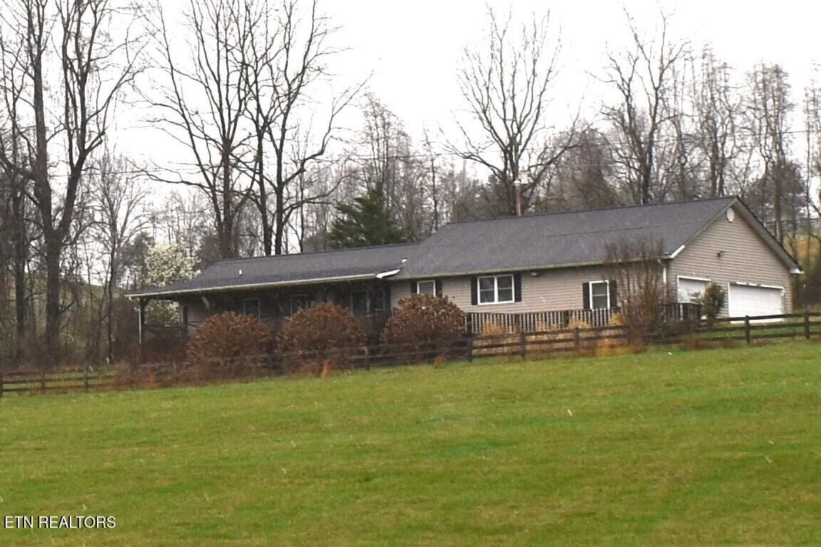 Property Photo:  1847 Mount Zion Rd  TN 37879 
