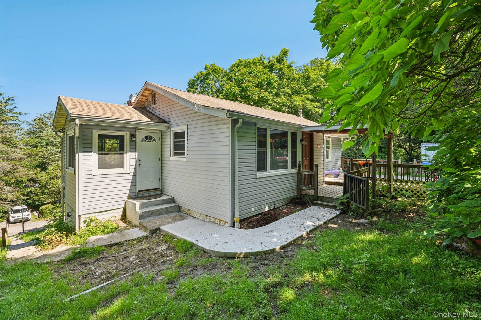 Property Photo:  1 Whippoorwill Trail  NY 10950 