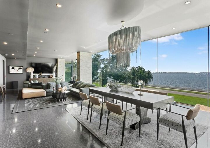 Property Photo:  2619 Bayshore Boulevard 200  FL 33629 