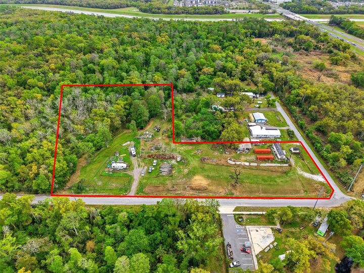 Property Photo: 9014 122nd Avenue FL 33637