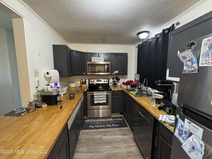 Property Photo:  113 Fore Street  MS 39503 