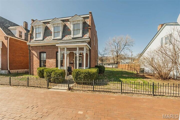 Property Photo:  1411 N 2nd Street  MO 63301 