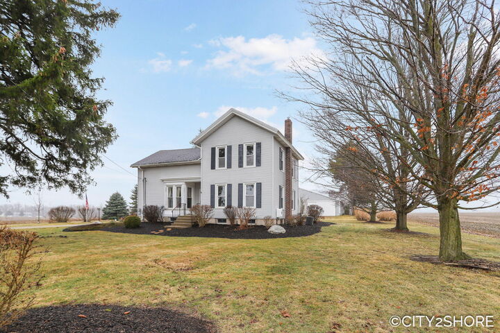 Property Photo:  12201 Sparta Avenue NW  MI 49345 