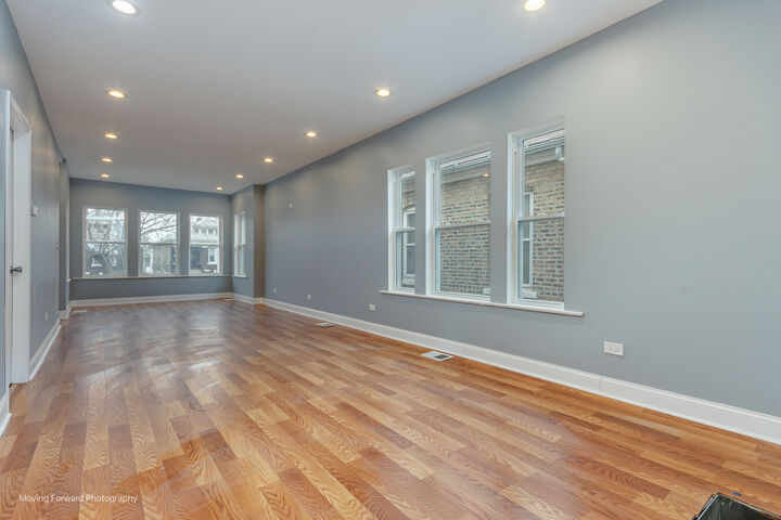 Property Photo: 7812 S King Drive IL 60619