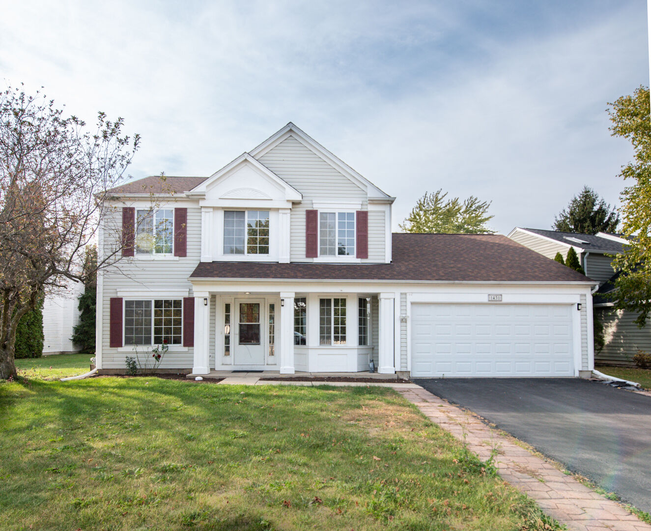 Property Photo: 1431 Tara Belle Parkway IL 60564