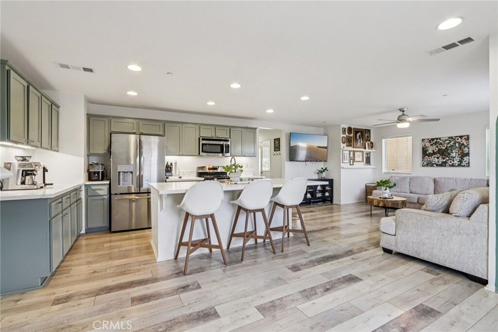 Property Photo:  1440 Chinaberry  CA 92223 