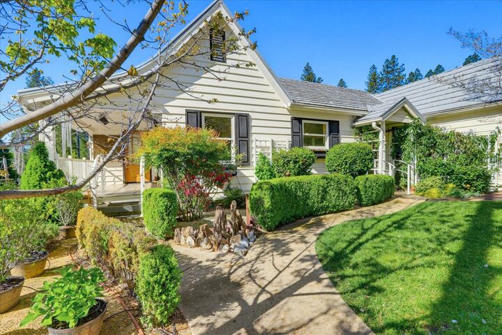 Property Photo: 611 W Broad CA 95959