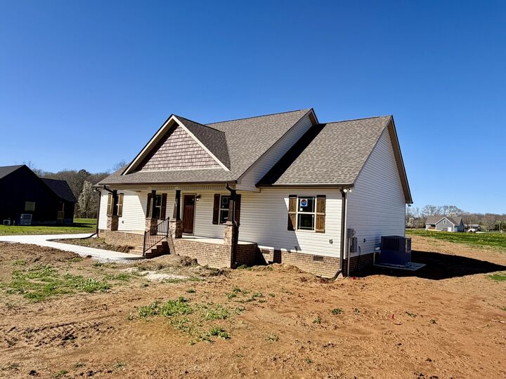 Property Photo:  134 Wiseman Ln  TN 37398 