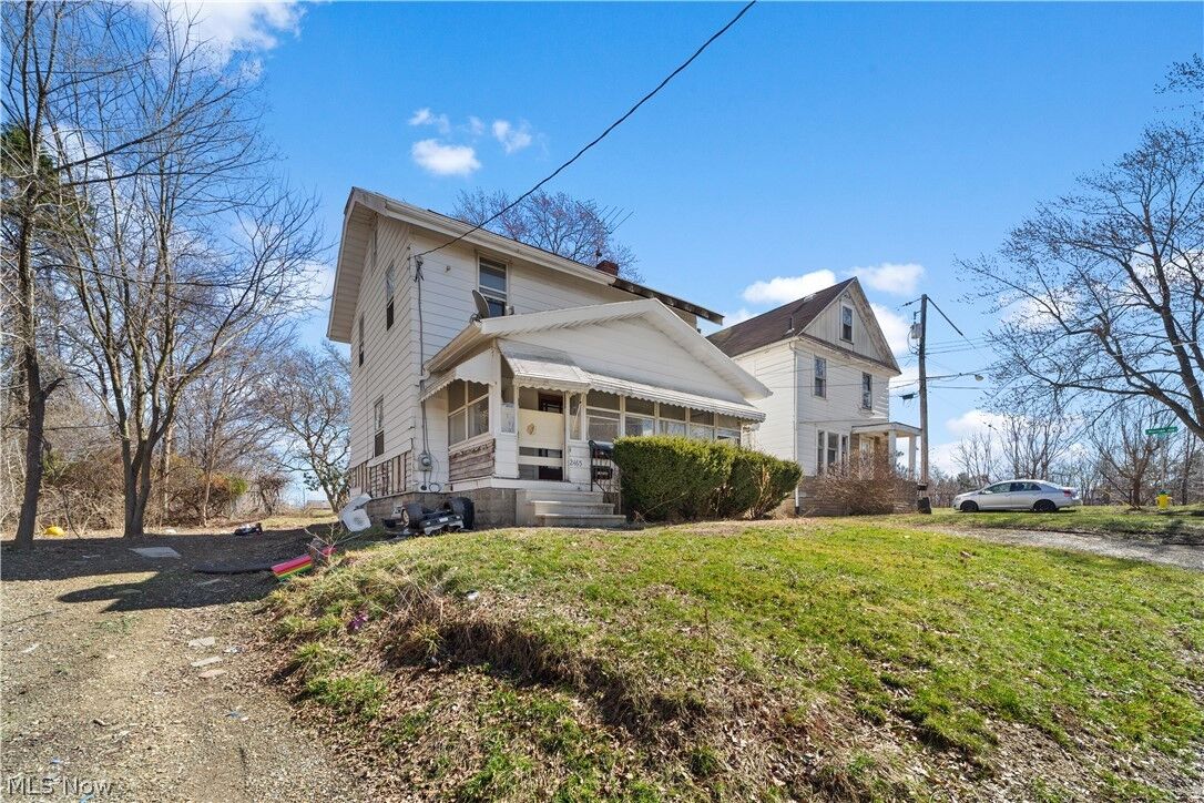 Property Photo:  2465 28th SW  OH 44314 