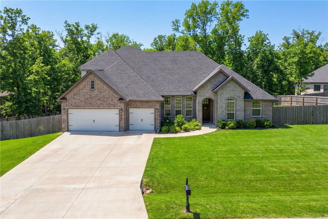 Property Photo:  12418 Wildwood Drive  AR 72756 