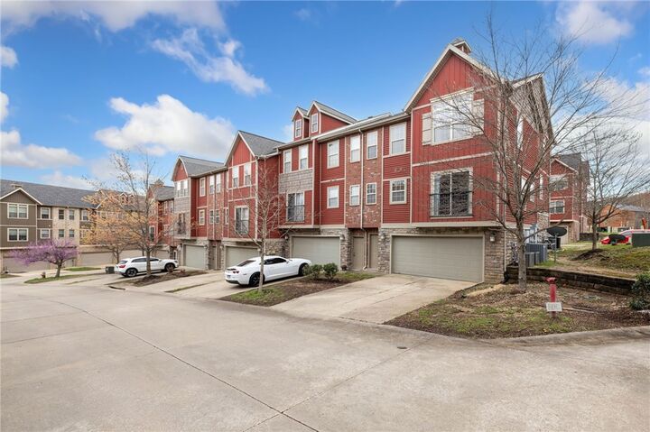 Property Photo:  2835 W Redstone Drive  AR 72704 