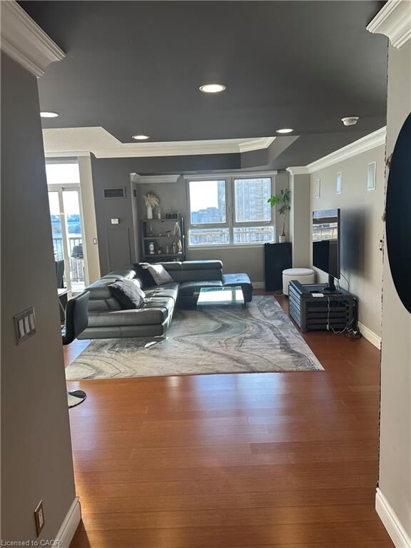 Photo de la propriété:  399 Elizabeth Street 1001  ON L7R 0A4 