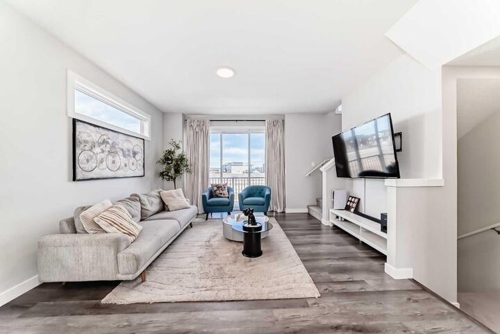 413 Skyview Ranch Circle NE — photo 1