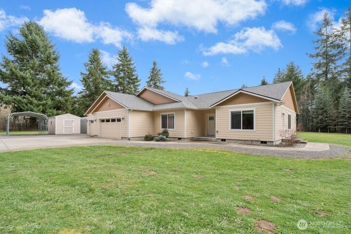 Property Photo:  3837  80th Avenue SE  WA 98501 