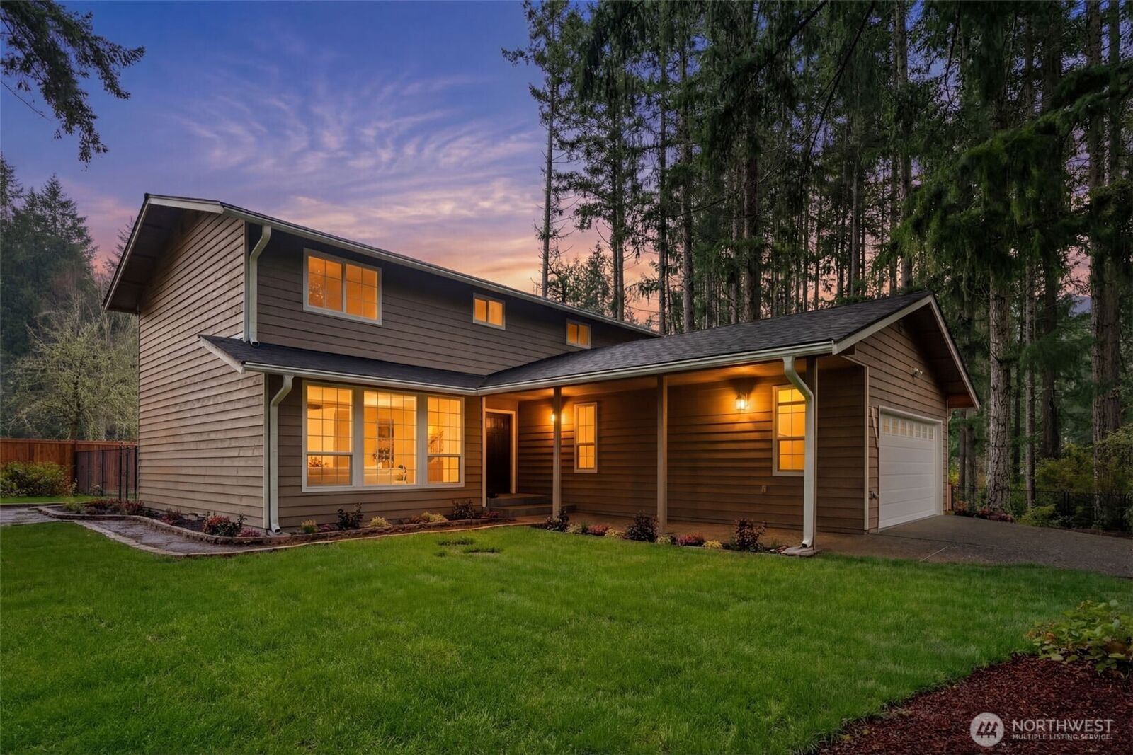 Property Photo:  3016 SE Misty Court  WA 98367 