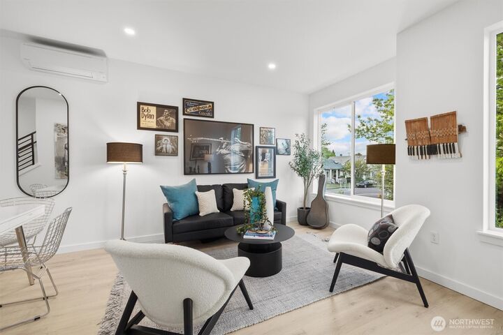 Property Photo:  6604  Carleton Avenue S C  WA 98108 