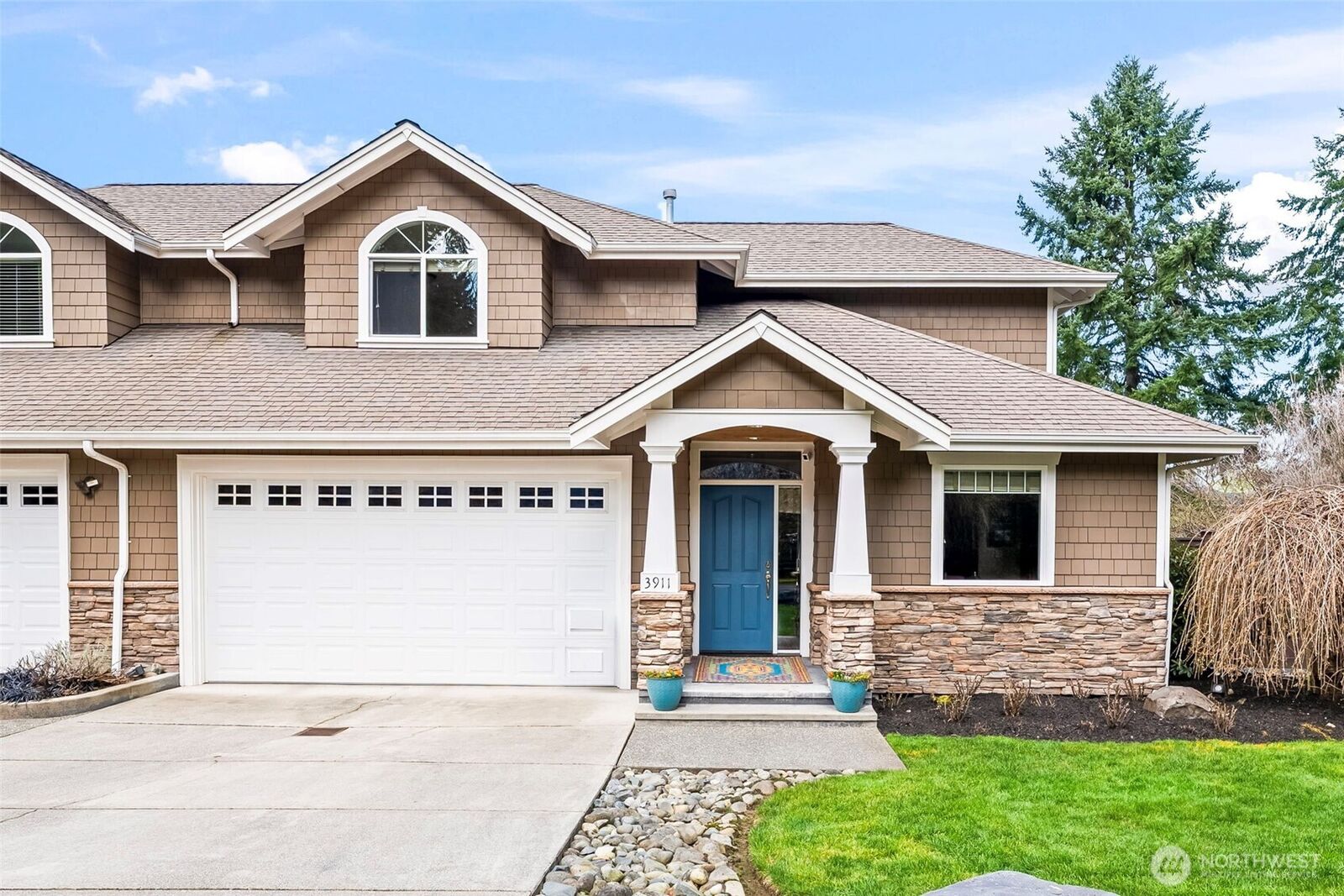 Property Photo: 3911 62nd Street NW WA 98335