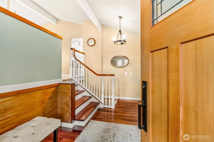 Property Photo:  6439 NE 188th Street  WA 98028 