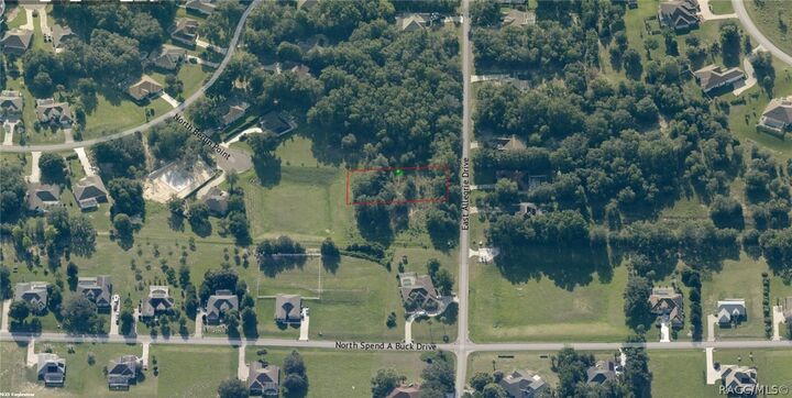 Property Photo:  1439 E Allegrie Drive  FL 34453 