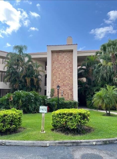 Property Photo:  7472 La Paz Boulevard 103  FL 33433 