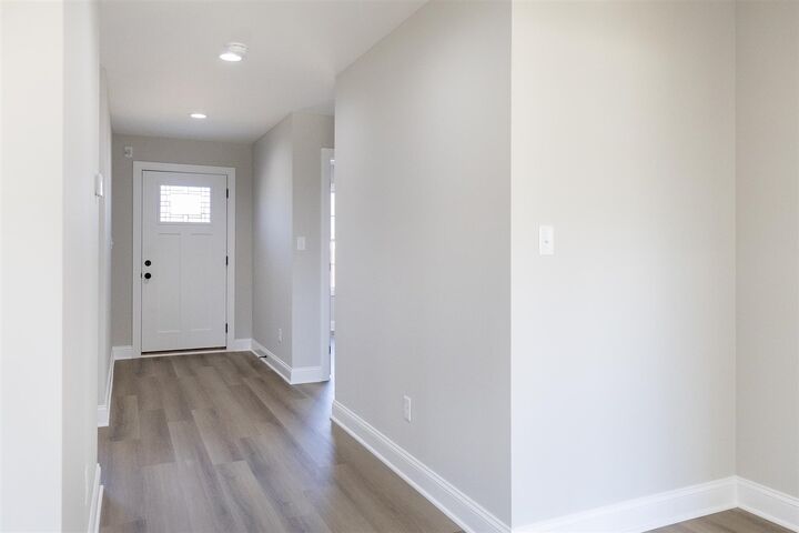 Property Photo:  104 Abbi Court  KY 42160 