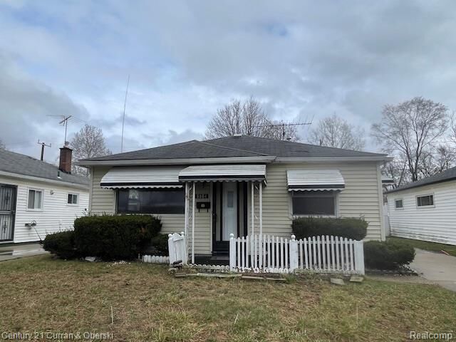 Property Photo:  6564 N Waverly Street  MI 48127 