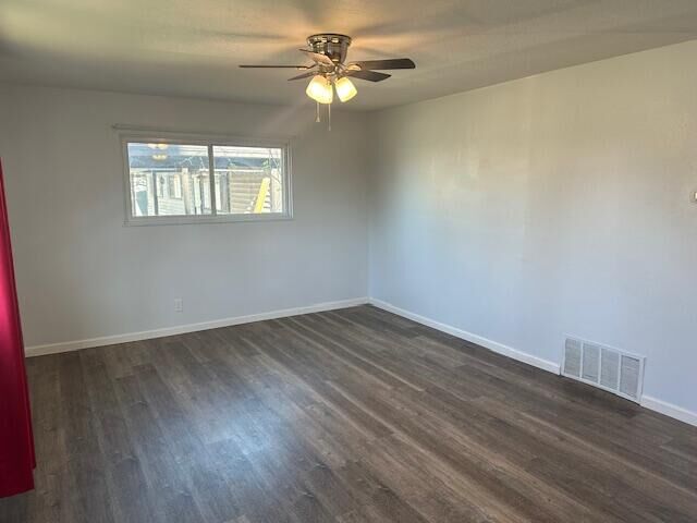 Property Photo: 2315 Lakeside Avenue TX 76901