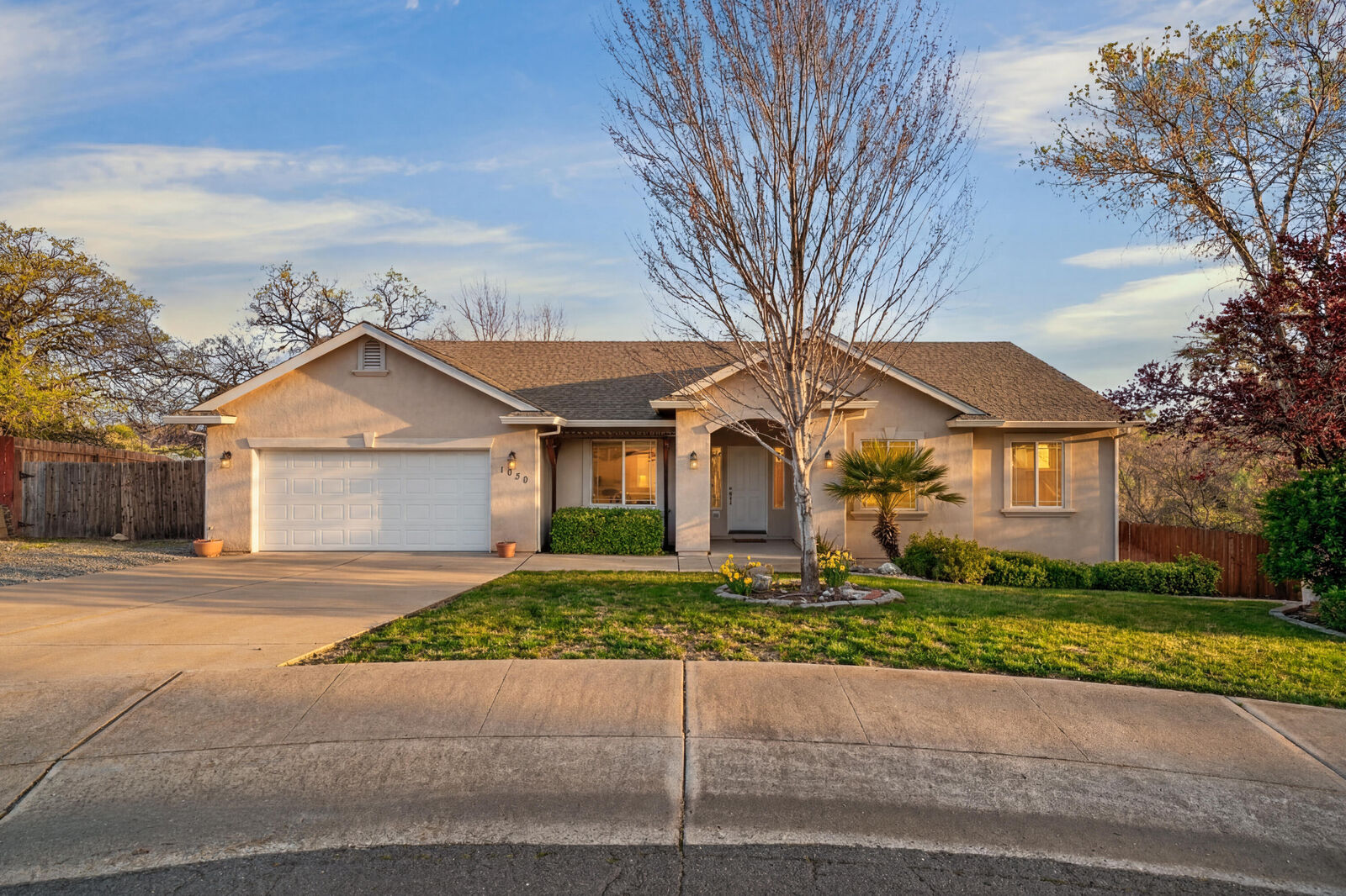 Property Photo:  1050 Hillsdale Court  CA 96003 