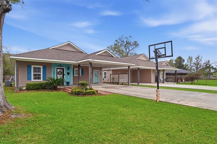 Property Photo:  4327 Christina Street  LA 70605 