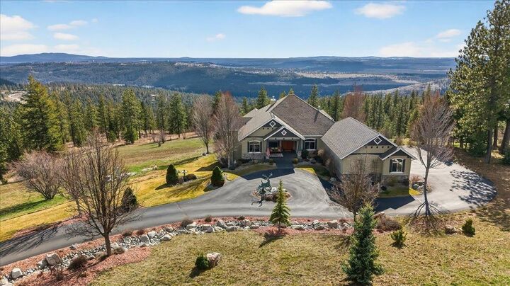 Property Photo:  5423 W Hayden Ln  WA 99208 