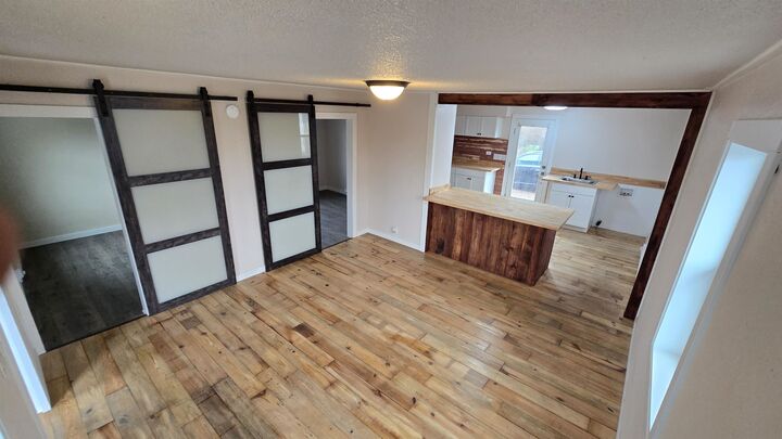 Property Photo:  2927 E Mission Ave  WA 99206 