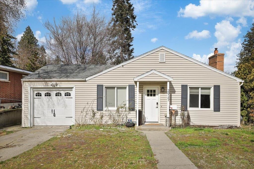 Property Photo:  2927 E 16th Ave  WA 99223 