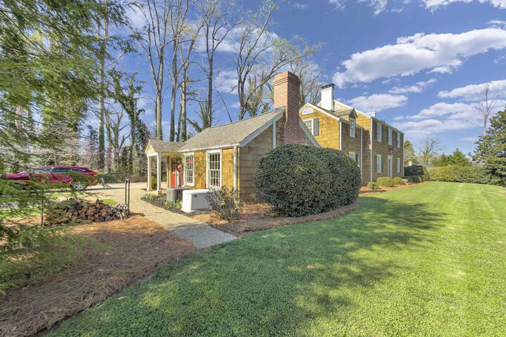 Property Photo: 112 Rosewood Lane SC 29302